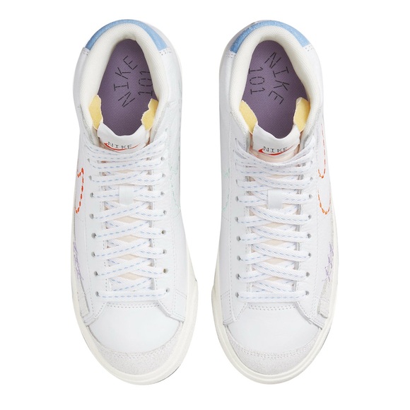Nike Blazer Mid 77 in white/safety orange/lilac - Picture 3 of 8